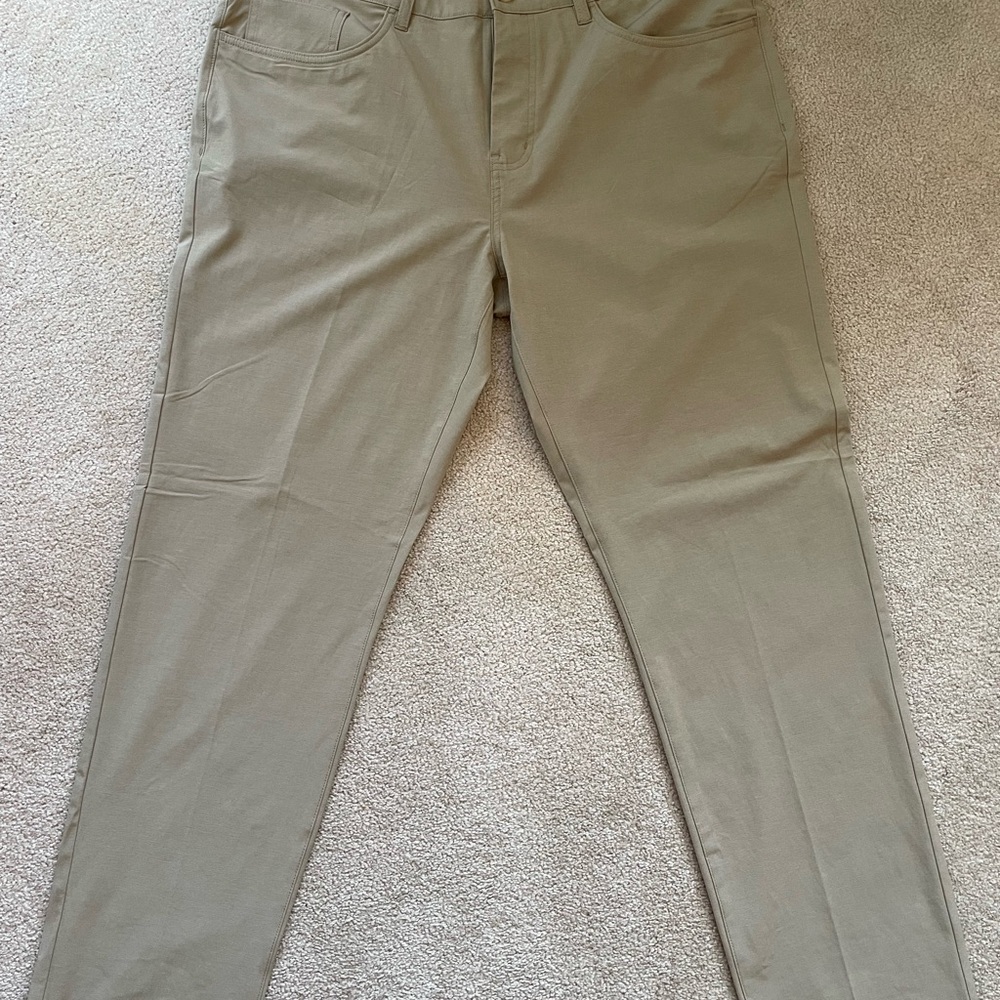 Callaway Tan Chinos Classic Style NWOT